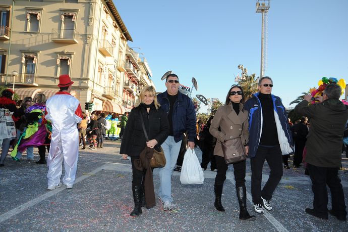 Ingrandisci la foto